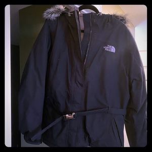Women’s black north face winter coat